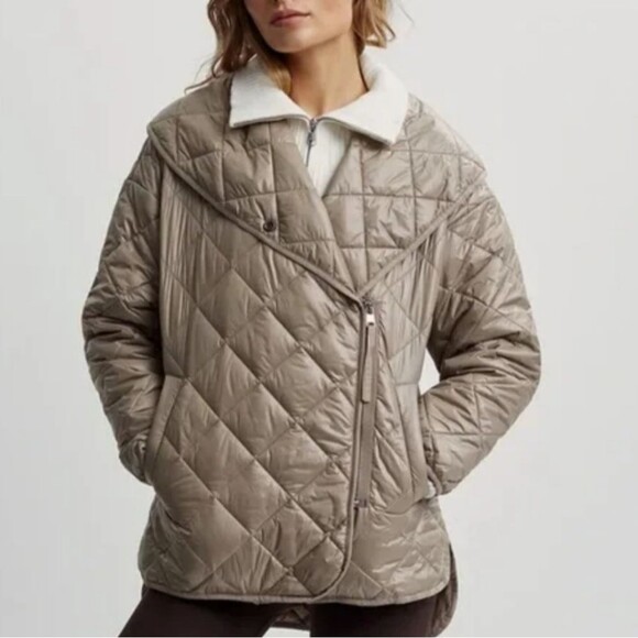 Varley Foster Quilted Zip Front Lightweight Puffer Jacket - Picture 1 of 12